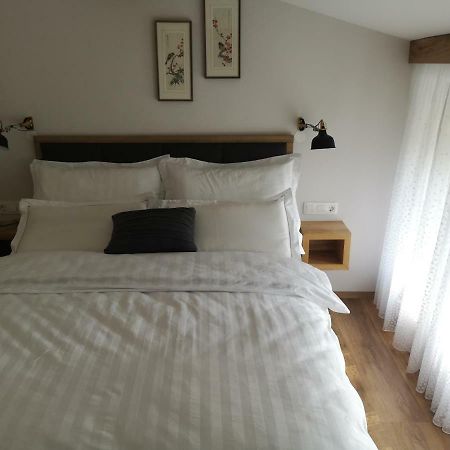 Holiday House Red Deer بريدفور المظهر الخارجي الصورة