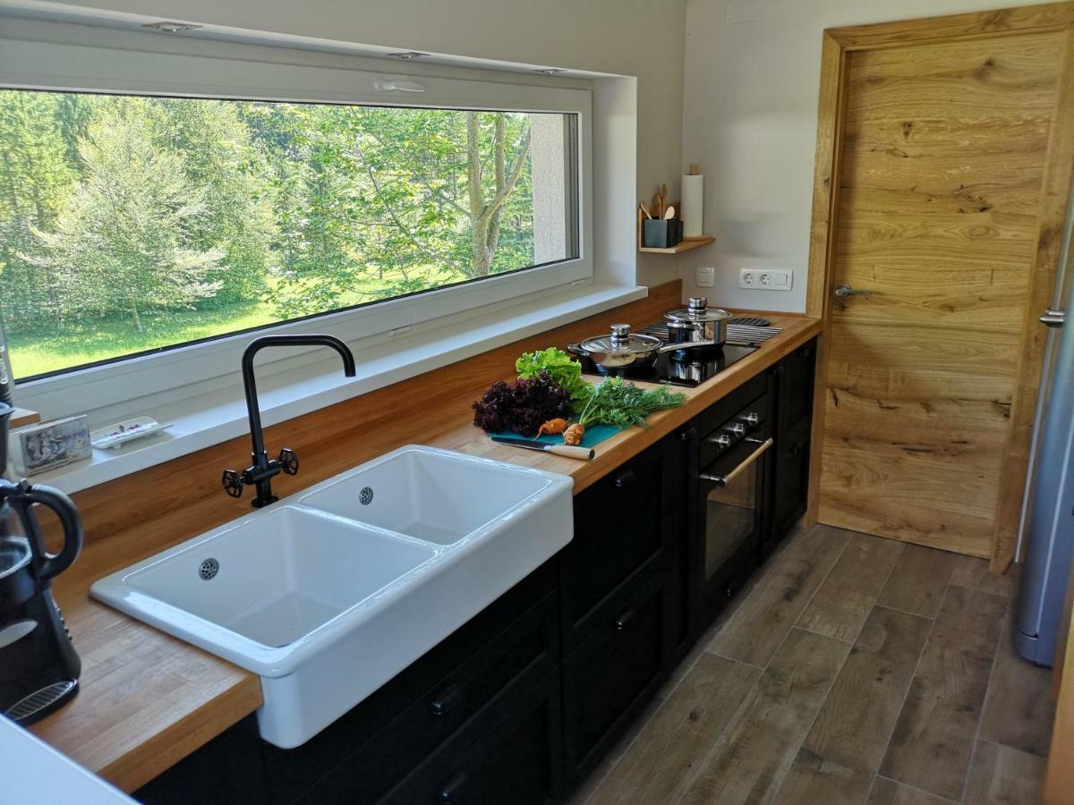 Holiday House Red Deer بريدفور المظهر الخارجي الصورة