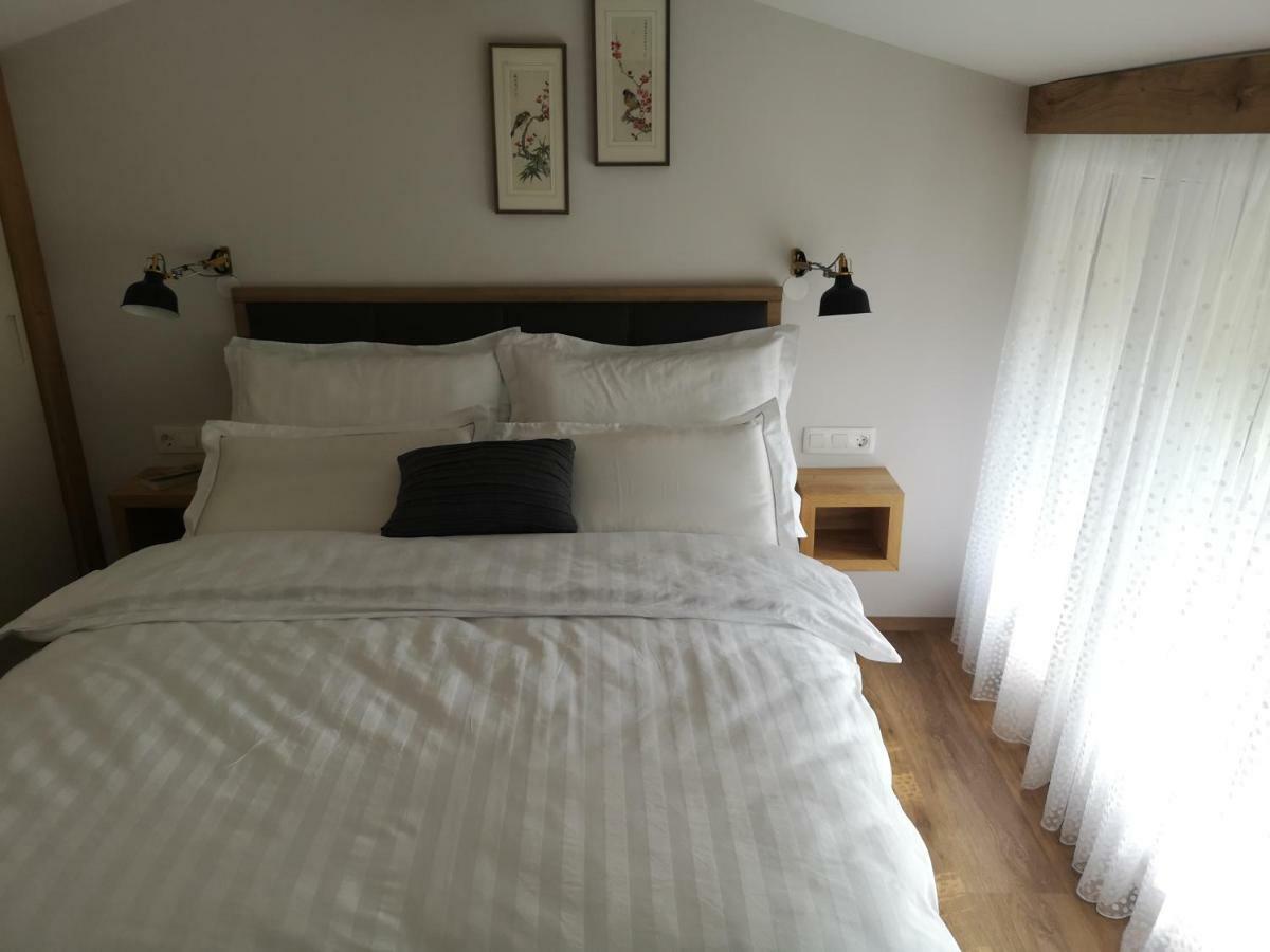Holiday House Red Deer بريدفور المظهر الخارجي الصورة