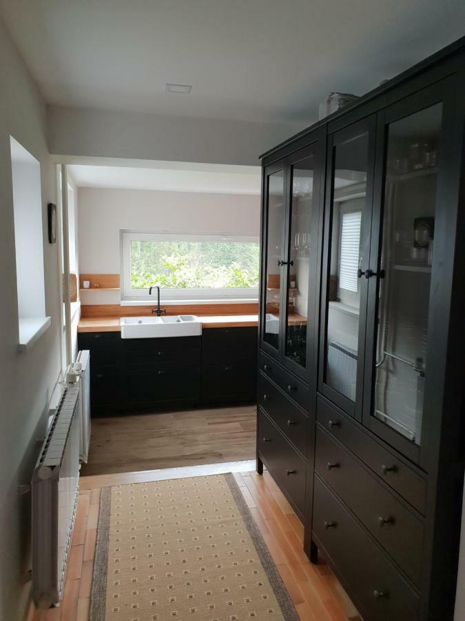 Holiday House Red Deer بريدفور المظهر الخارجي الصورة