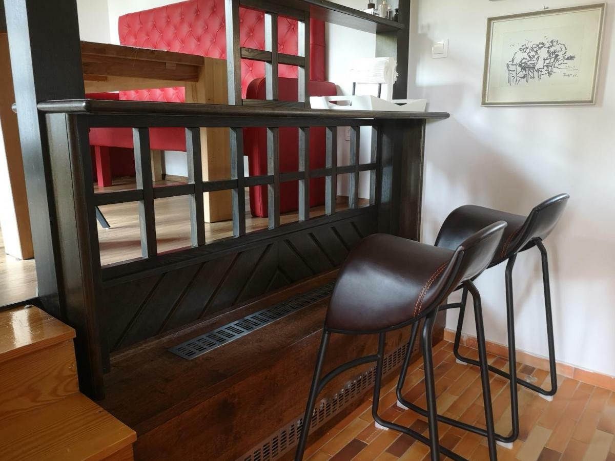Holiday House Red Deer بريدفور المظهر الخارجي الصورة